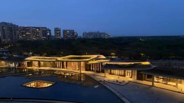 DLF The Camellias Apartments in sector 42  Gurgaon Dining area