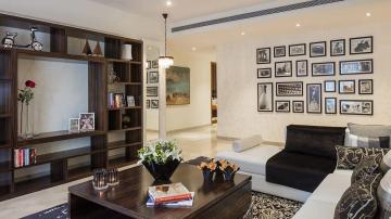 Prestige-Edwardian-main-hall-sideview